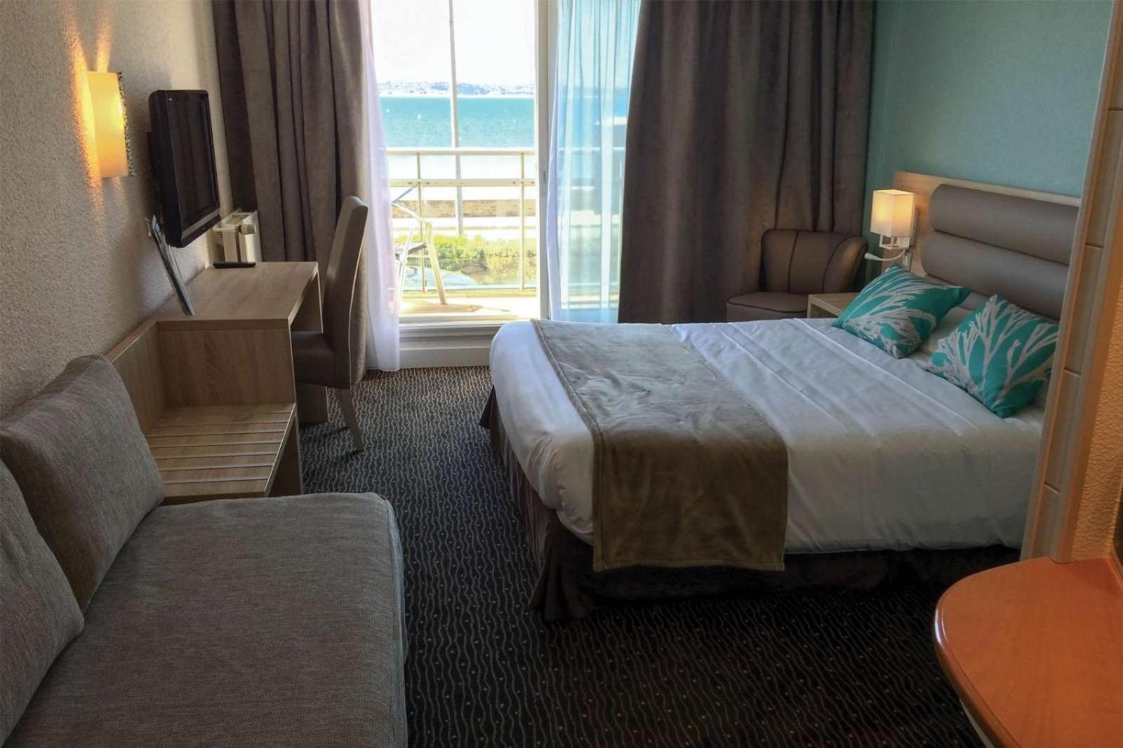 Brit Hôtel De L'océan Concarneau Esterno foto